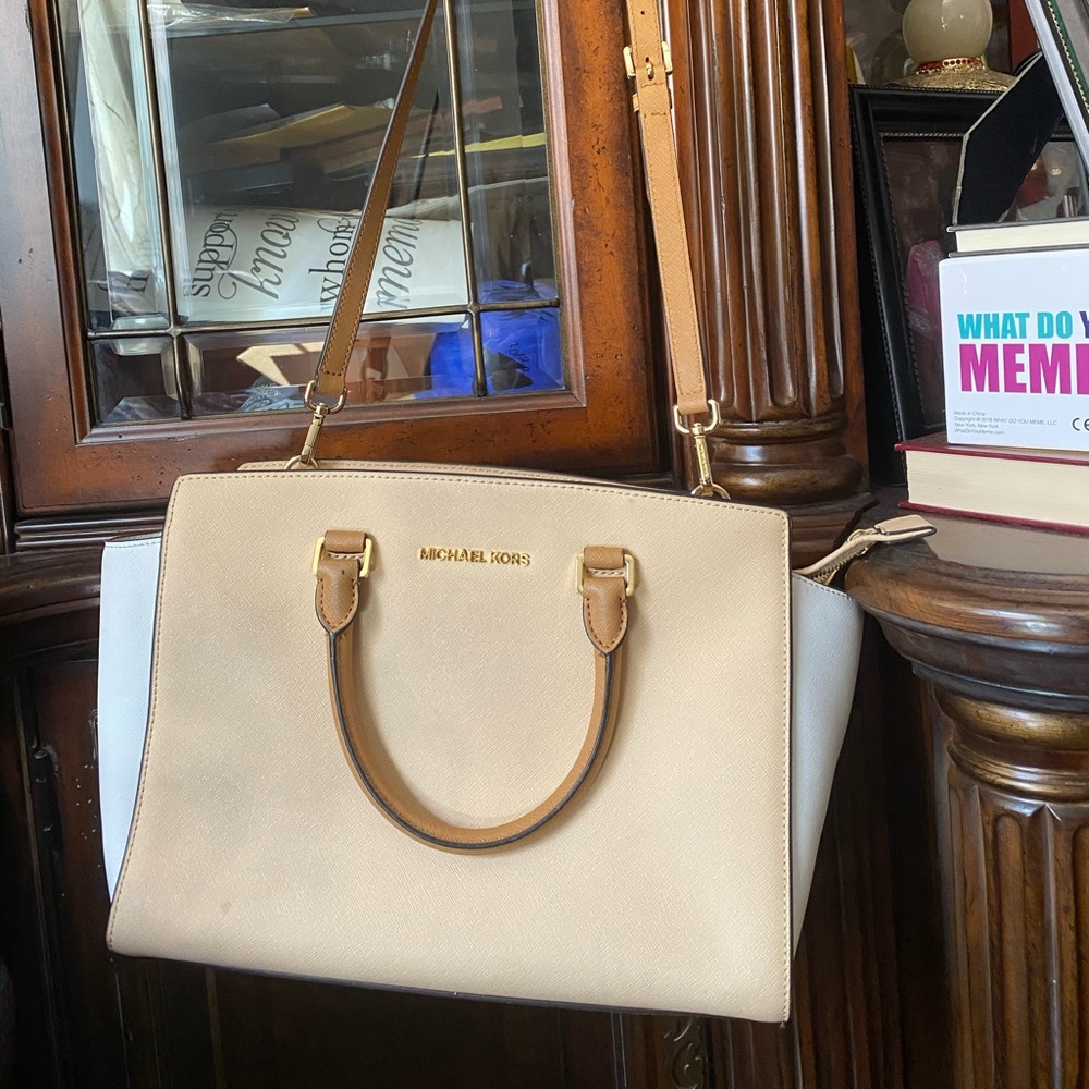 Michael Kors Purse